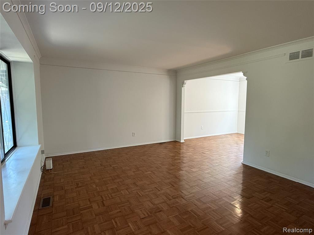 4732 Ardmore Drive, Sterling Heights, MI 48310 — Photo 12