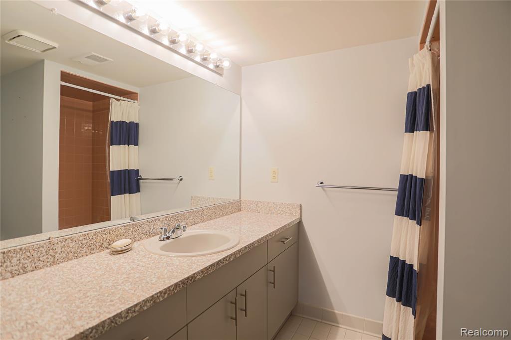 68152 Rosewood Lane, Richmond, MI 48062 — Photo 14
