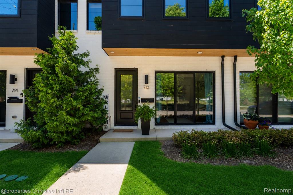 710 Parent E, Royal Oak, MI 48067 — Photo 2