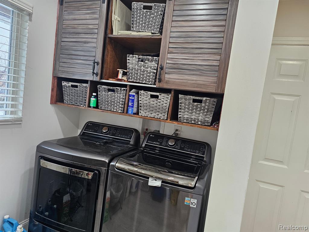 50452 MADISON Drive, Macomb, MI 48044 — Photo 11