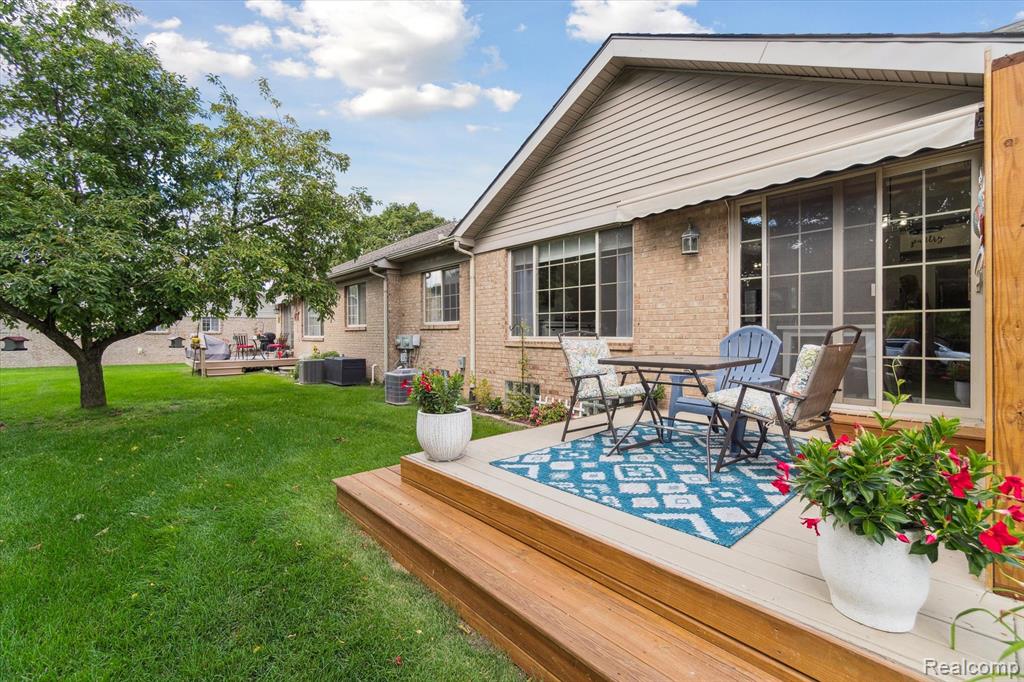 22185 Quail Run Circle, 3, South Lyon, MI 48178 — Photo 41
