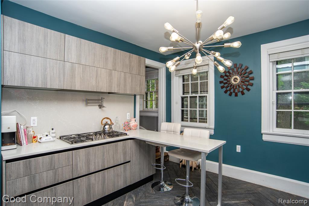 1704 Iroquois Street, Detroit, MI 48214 — Photo 21