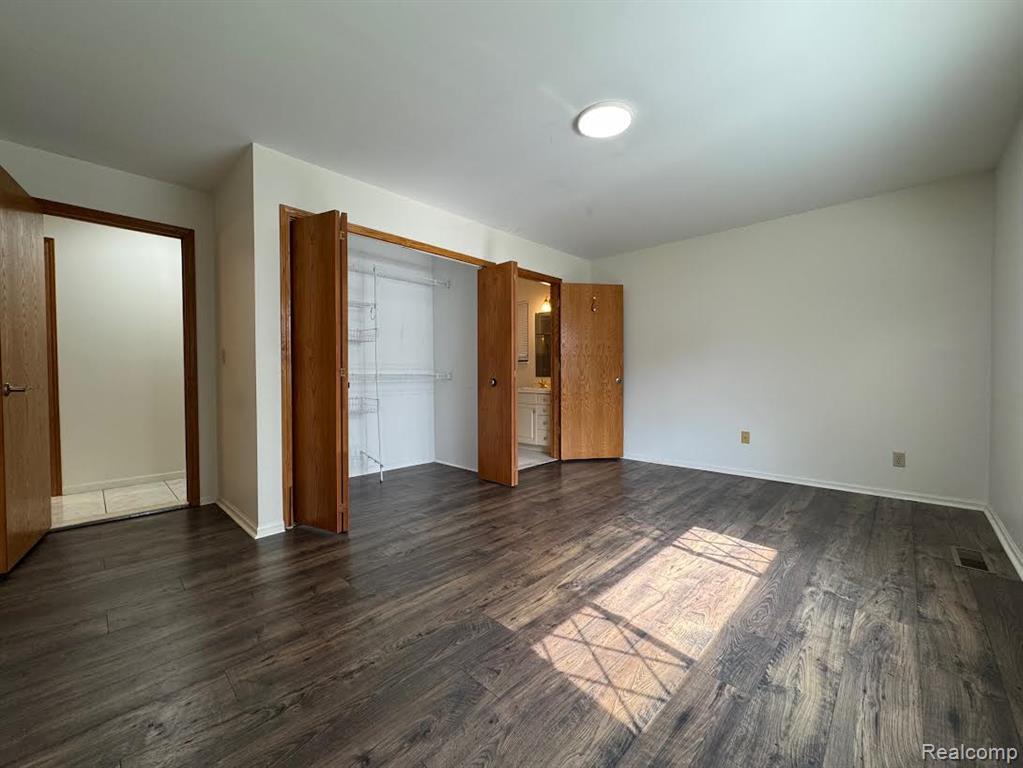 40250 Pinetree Drive, Plymouth, MI 48170 — Photo 26