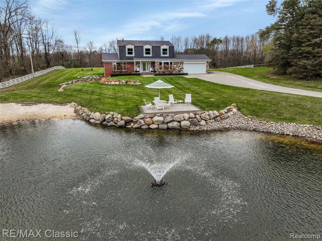 8173 Earhart Road, South Lyon, MI 48178 — Photo 84