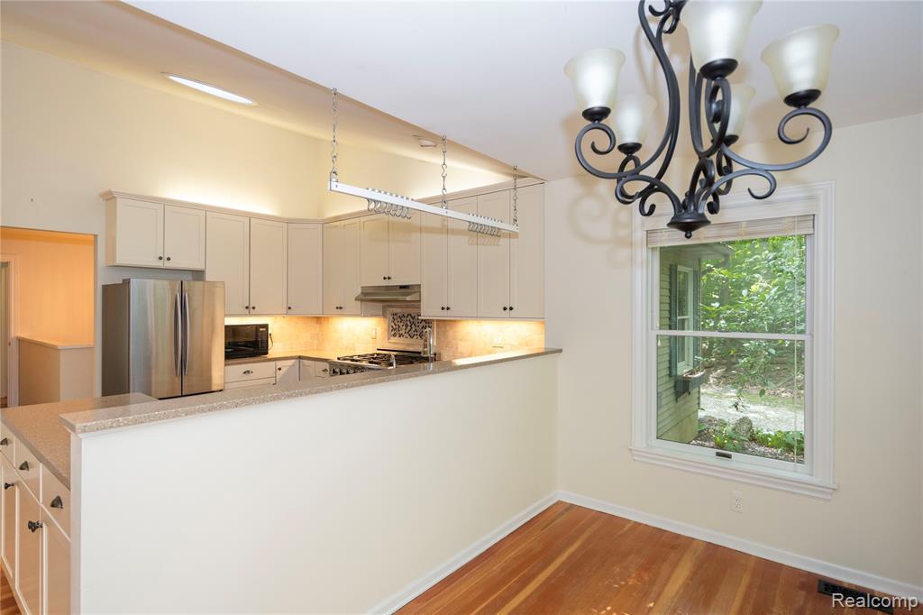 1613 Tu Van Trail, Leonard, MI 48367 — Photo 17