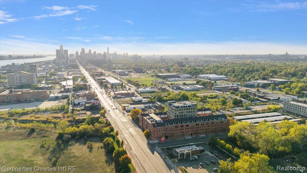 6533 E Jefferson Avenue, 307, Detroit, MI 48207 — Photo 35