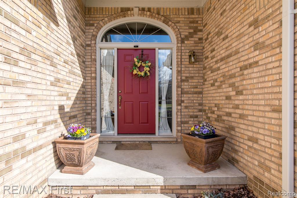 8598 GOLF LANE Drive, Commerce Twp, MI 48382 — Photo 11