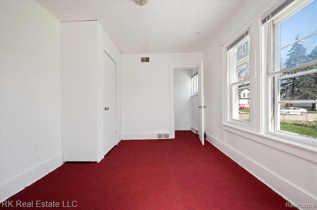 8630 HUPP Avenue, Warren, MI 48089 — Photo 21