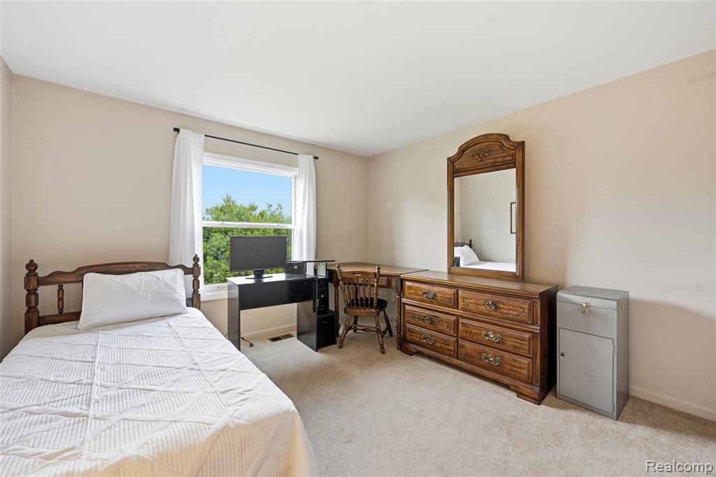 3464 Buckingham Trail, West Bloomfield, MI 48323 — Photo 31