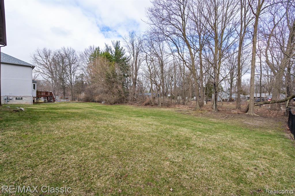 7165 Amanda Drive, Van Buren, MI 48111 — Photo 8