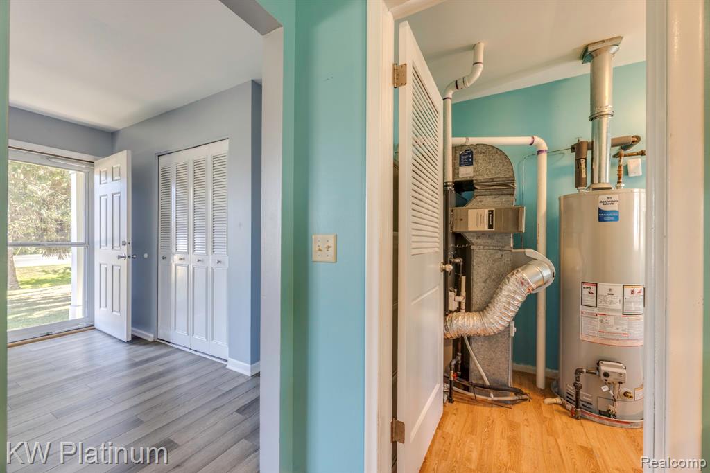 6481 Lakeshore Road, Burtchville, MI 48059 — Photo 21