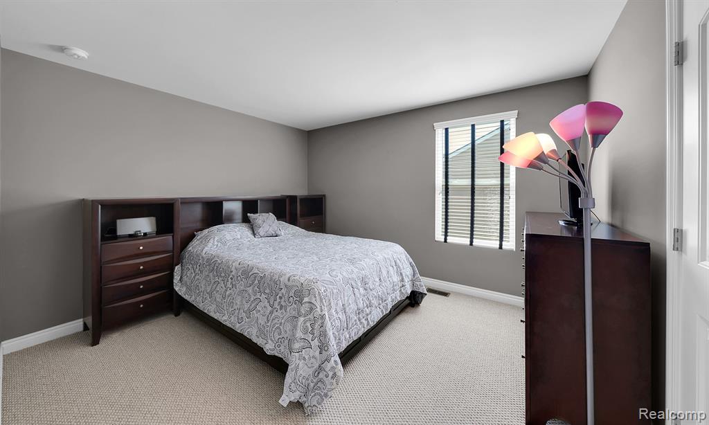 49473 CRANBROOK Drive, Macomb, MI 48044 — Photo 26