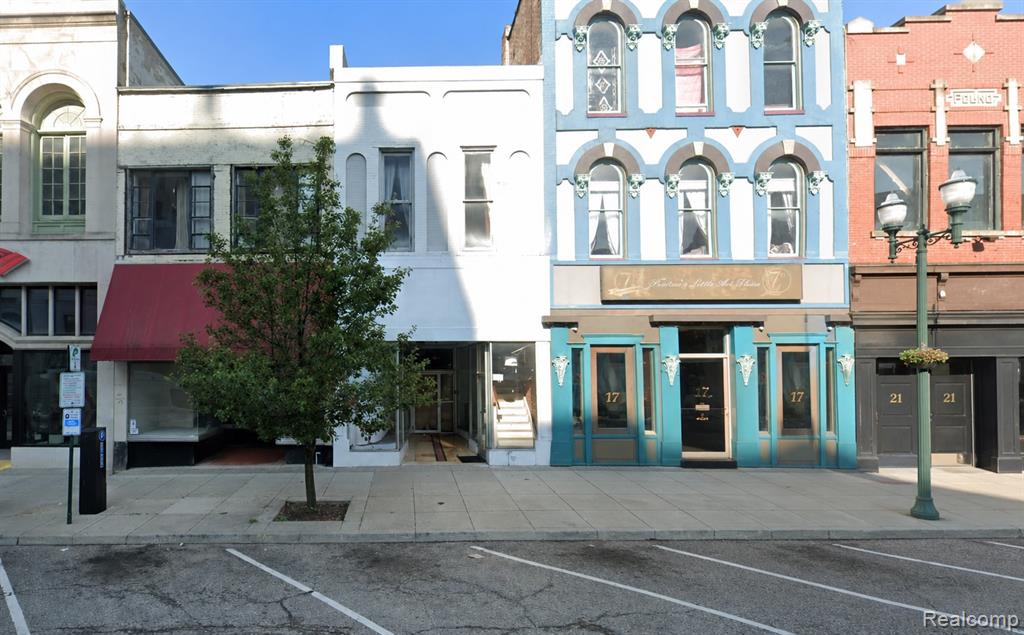 45 N Saginaw Street, Pontiac, MI 48342 — front exterior