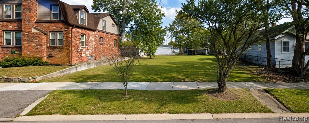 1589 Channing Street, Ferndale, MI 48220