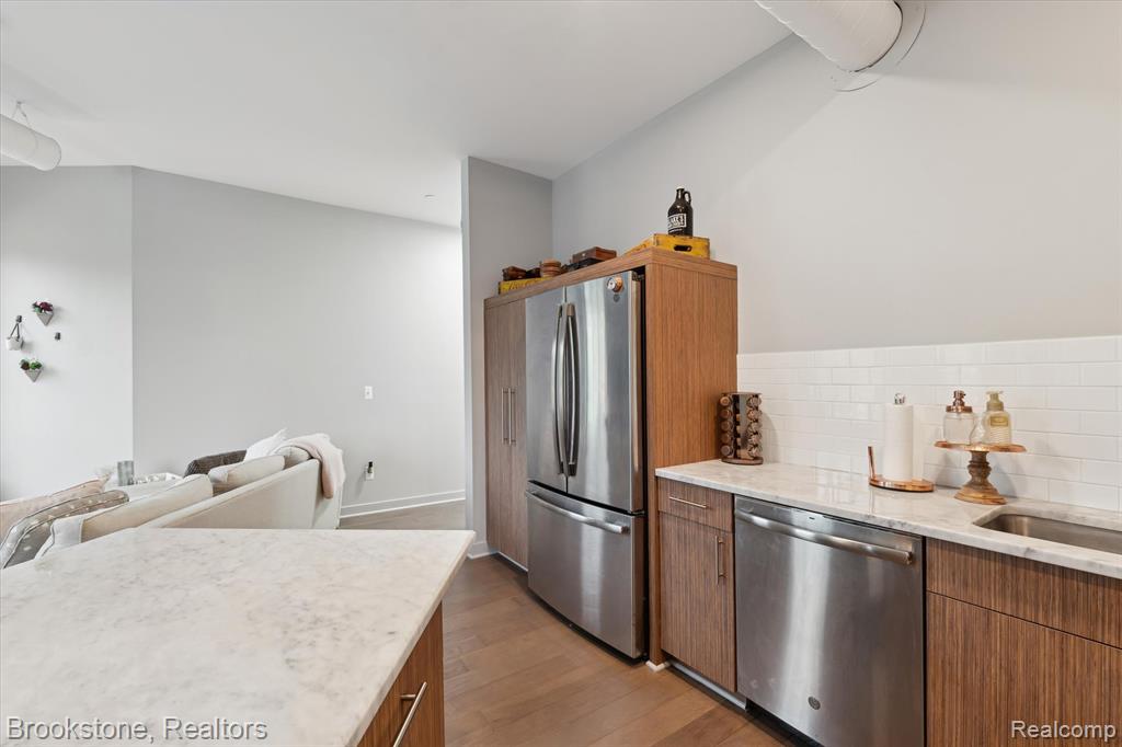 804 N MAIN Street, 2C, Rochester, MI 48307 — Photo 11