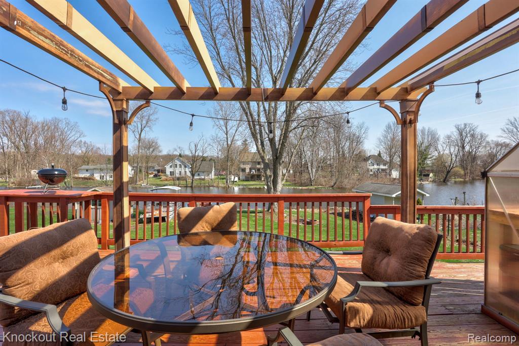 5936 Wellington Drive, Clarkston, MI — Photo 40