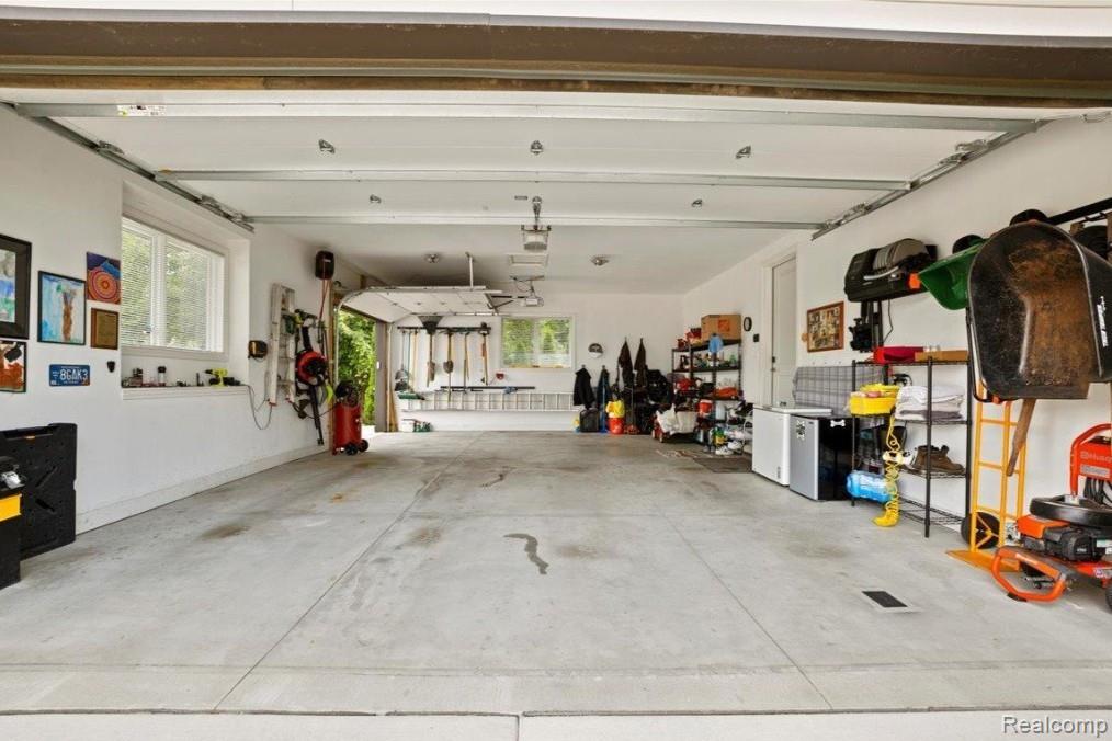 8184 Woodland Shore Drive, Brighton, MI 48114 — Photo 16