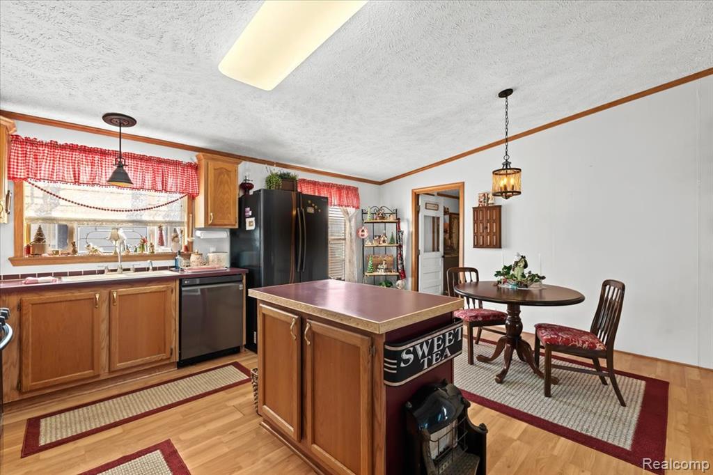 4482 Wynnwood Drive, Howell, MI 48843 — Photo 13