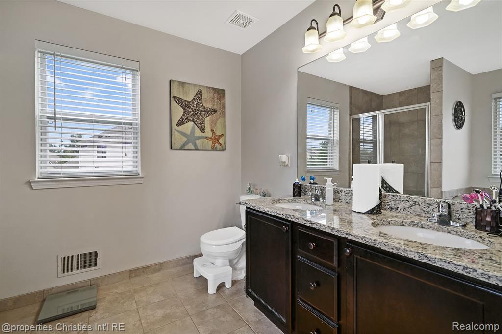 24353 BROMPTON Way, South Lyon, MI 48178 — Photo 45