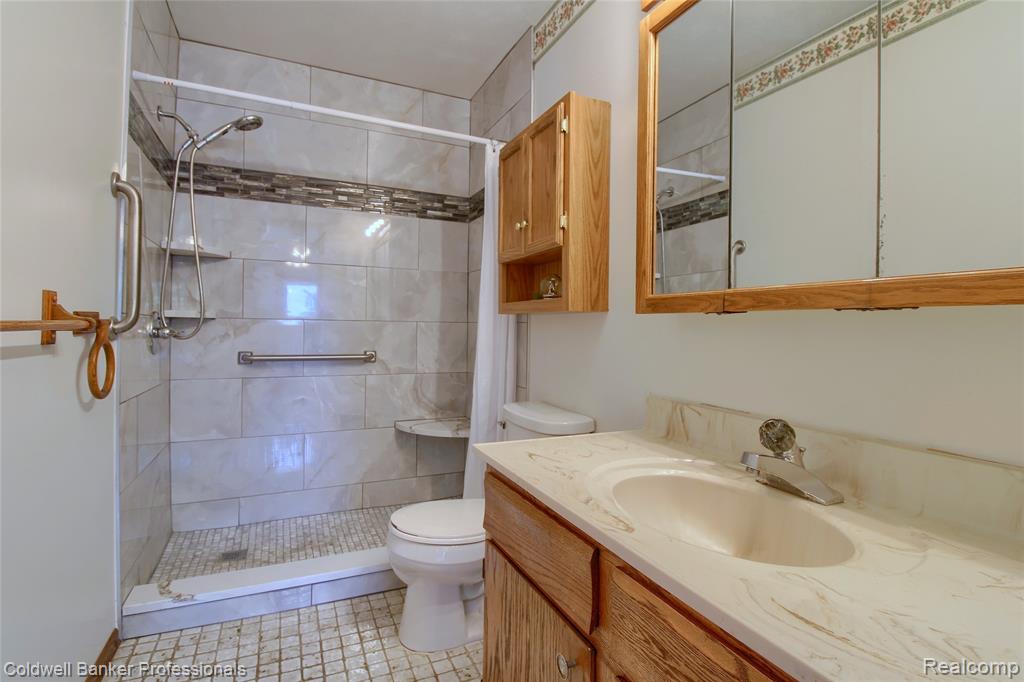 11770 Sunset Lane, Belleville, MI 48111 — Photo 23