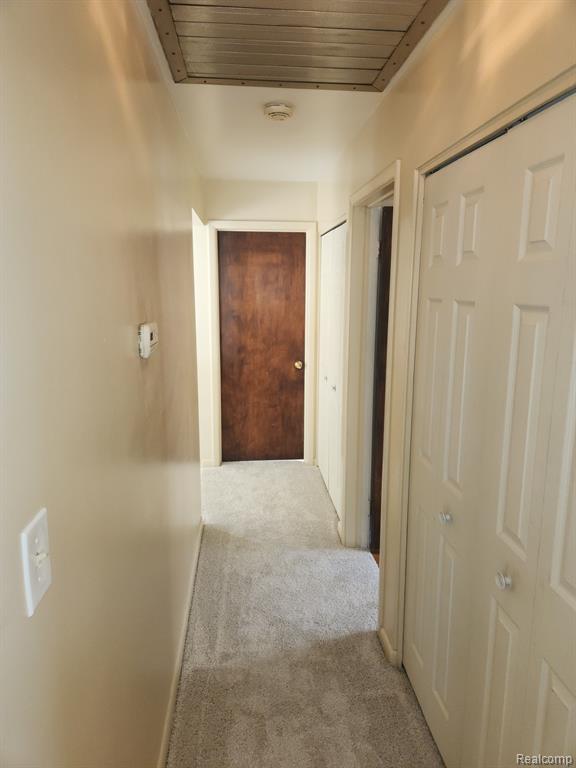 8395 DARLENE Street, Warren, MI 48093 — Photo 24