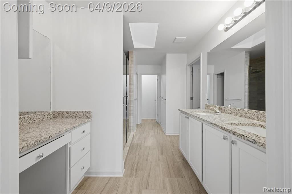 270 Greenan Lane, Lake Orion, MI 48362 — Photo 11