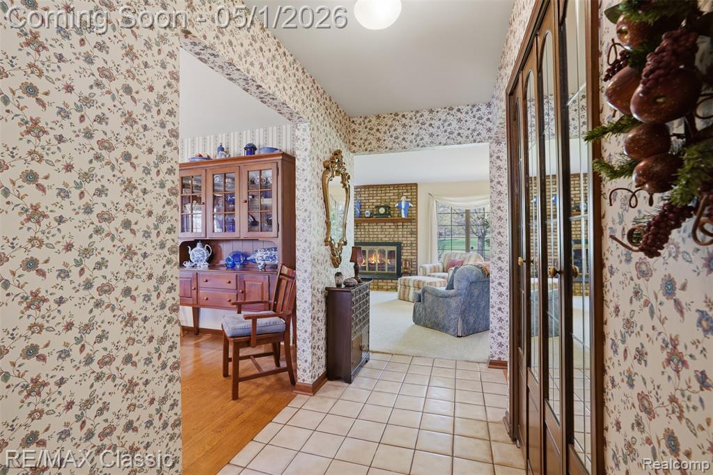 4134 Sleeth Road, Commerce Twp, MI 48382 — Photo 12
