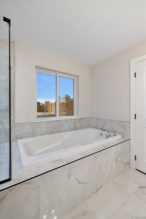 50669 Mistwood Drive, Macomb, MI 48042 — Photo 38