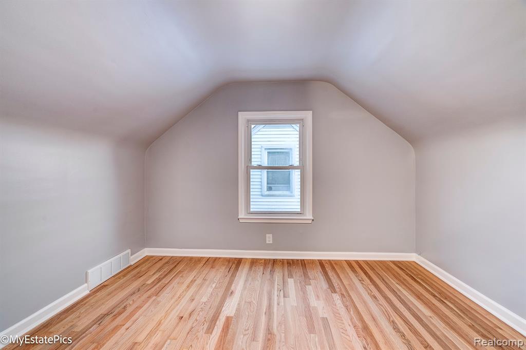6151 HELEN Street, Garden City, MI — Photo 35