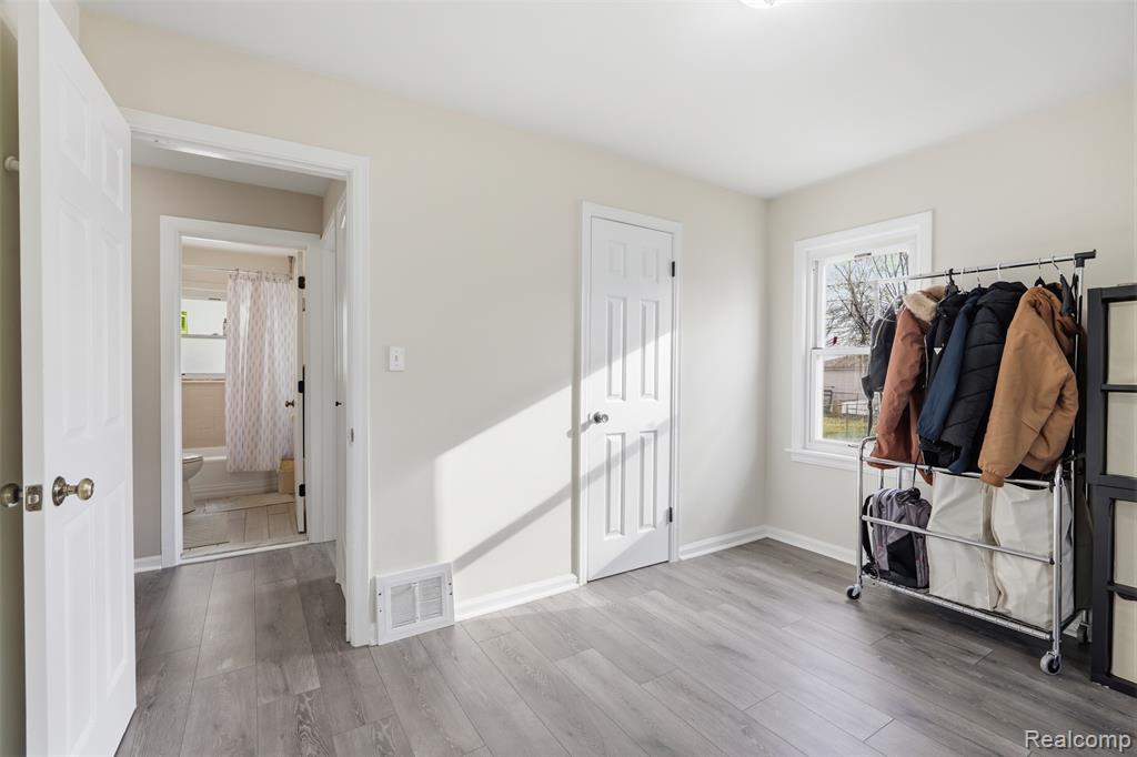 5844 Gilman Street, Garden City, MI — Photo 12
