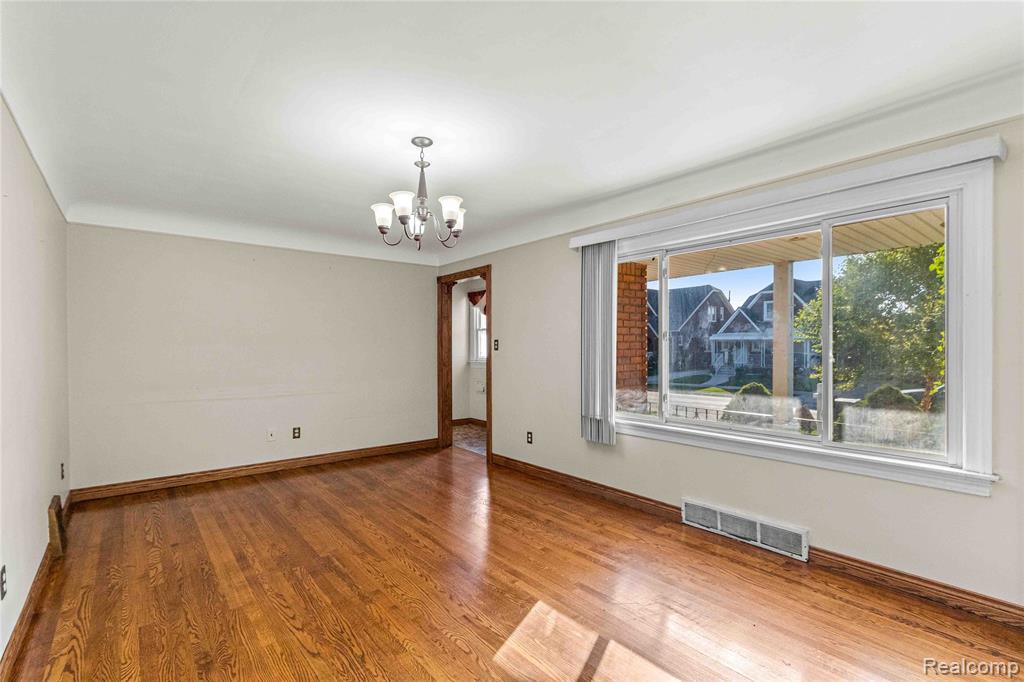 7642 Normile Street, Dearborn, MI 48126 — Photo 6