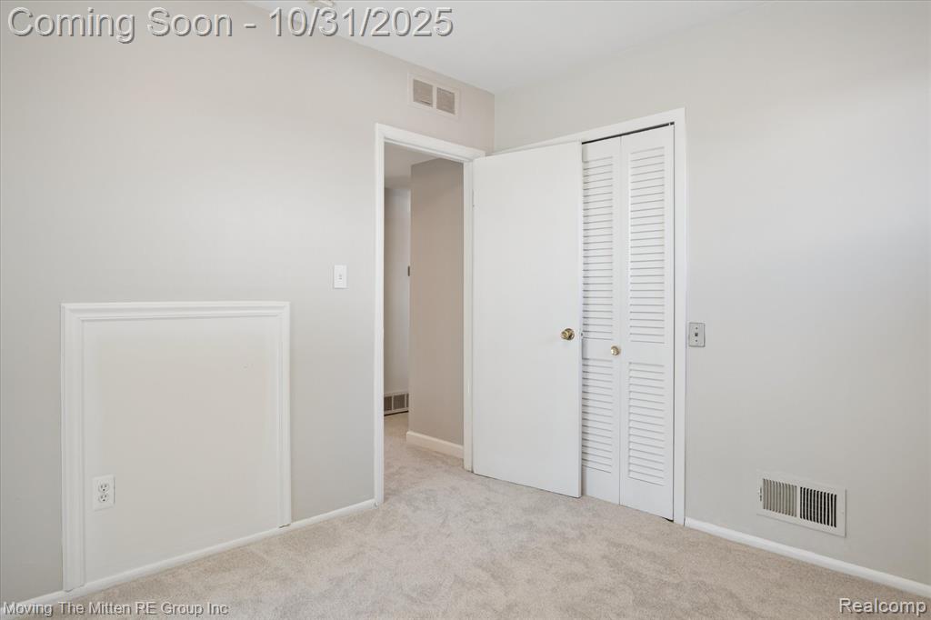 4943 Pardee Avenue N, Dearborn Heights, MI 48125 — Photo 19