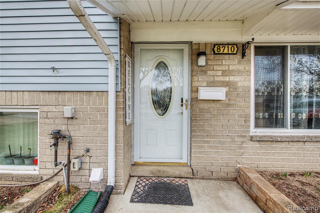 Entrance to property