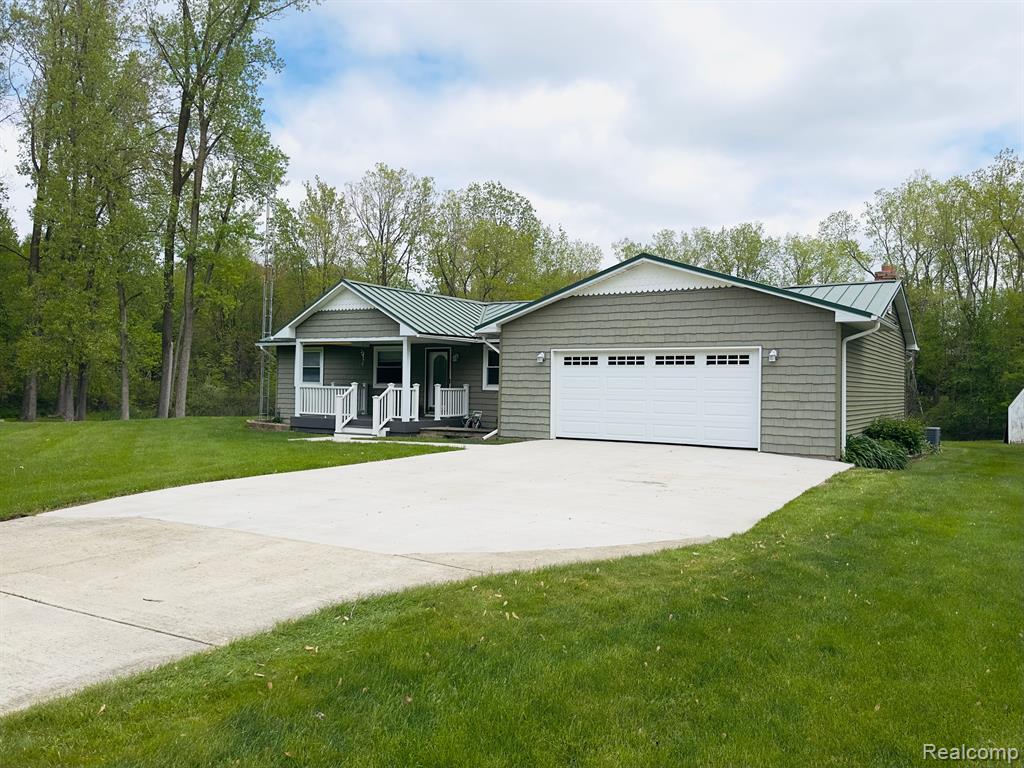 5450 CINNAMON, Lapeer, MI 48446 — Photo 2