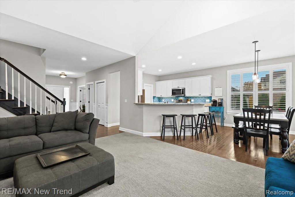567 NAPA VALLEY Drive, Milford, MI 48381 — Photo 19
