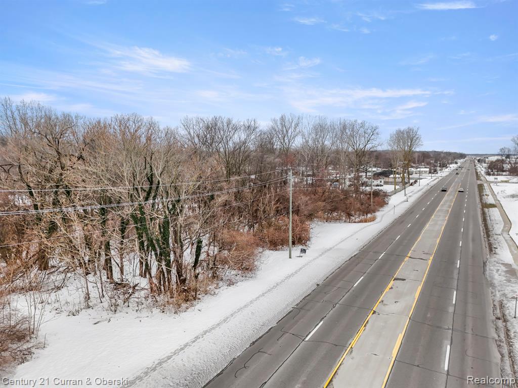 27597 Eureka, Romulus, MI 48174 — Photo 4