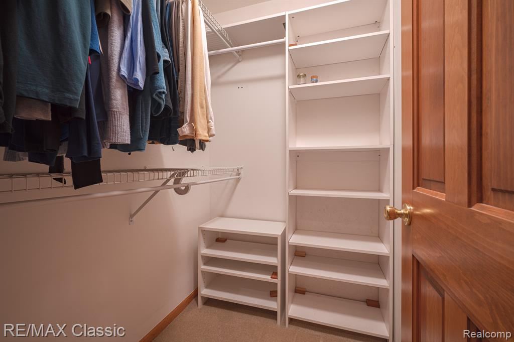1049 ELMWOOD Drive, 13, Brighton, MI 48116 — Photo 23