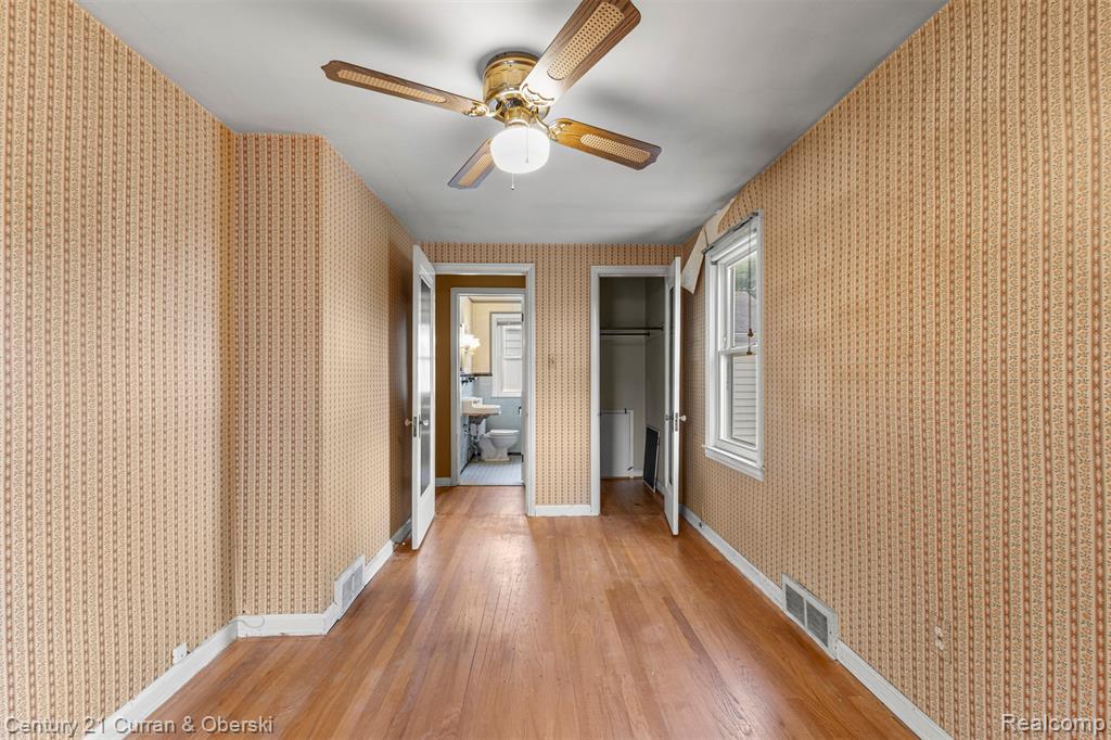 711 N Highland Street, Dearborn, MI 48128 — Photo 17