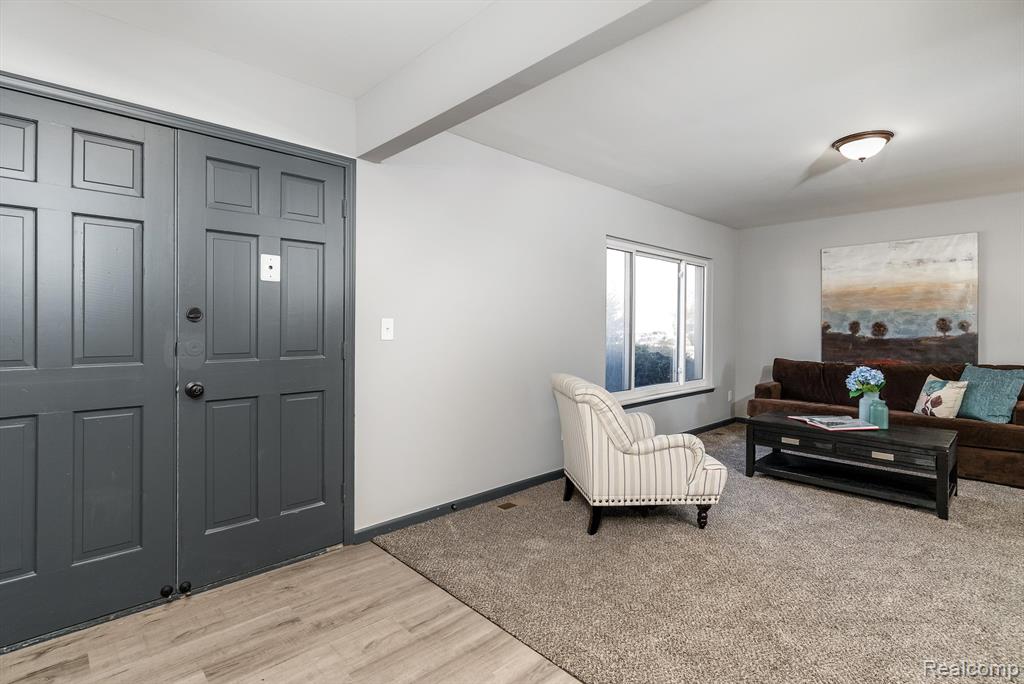 40621 RINALDI Drive, Sterling Heights, MI 48313 — Photo 28