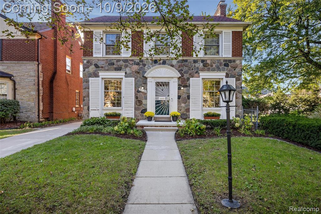 20145 Renfrew Road, Detroit, MI 48221