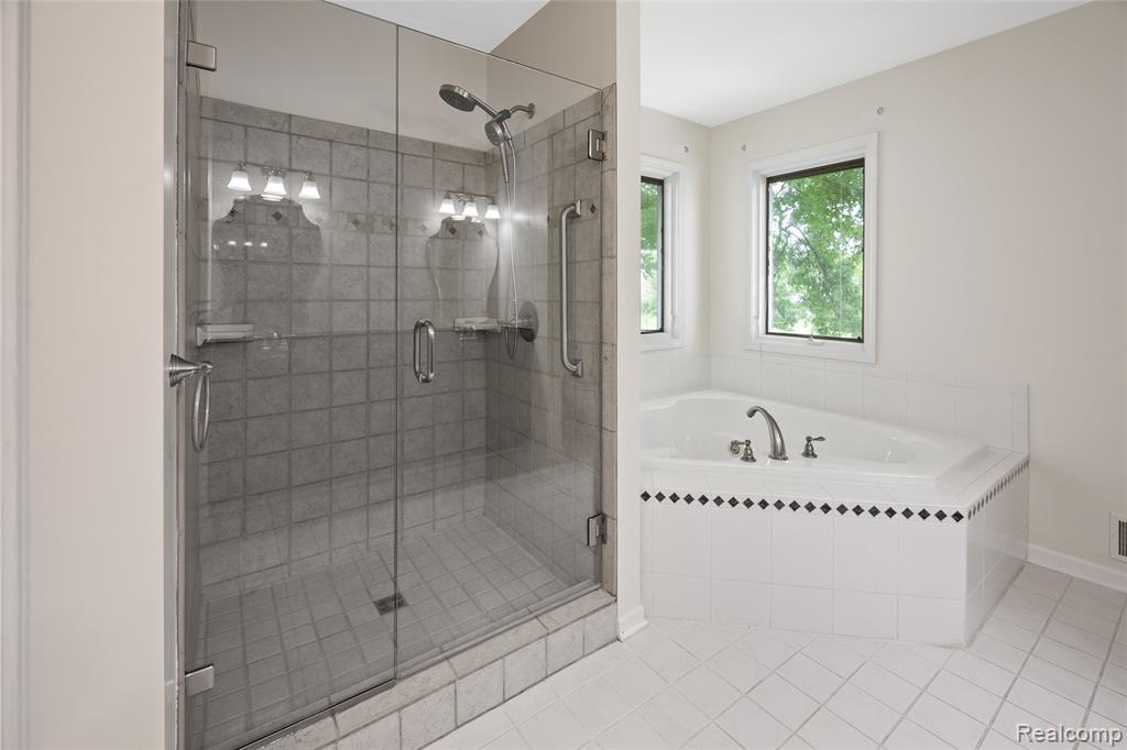 4940 Stillmeadow Drive, Howell, MI 48843 — Photo 20