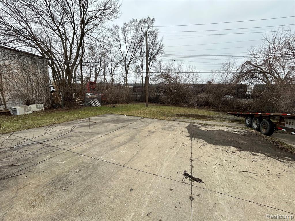 18435 Weaver Street, Detroit, MI 48228 — Photo 2