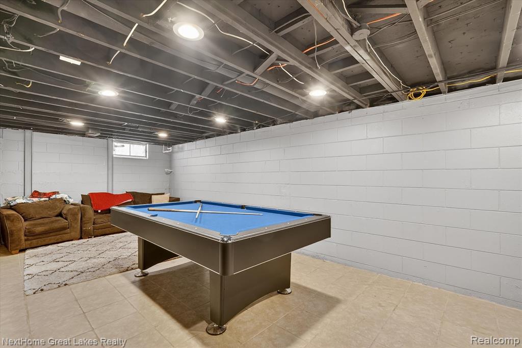 4444 Carmanwood Drive, Flint, MI 48507 — Photo 27