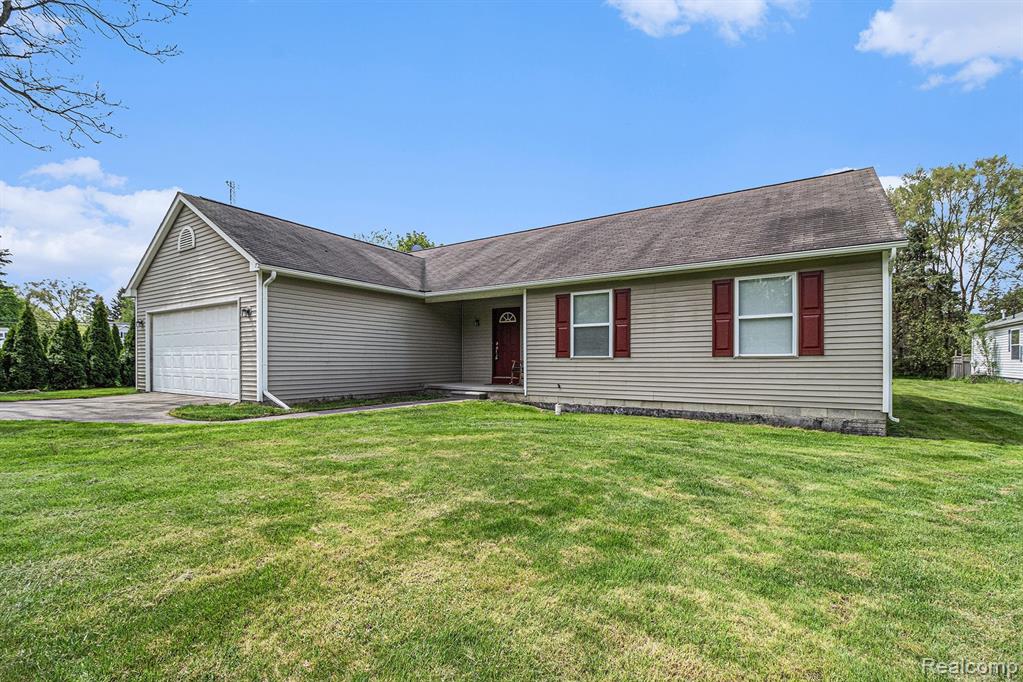 45 N HOSPITAL Road, Waterford, MI 48327 — Photo 3