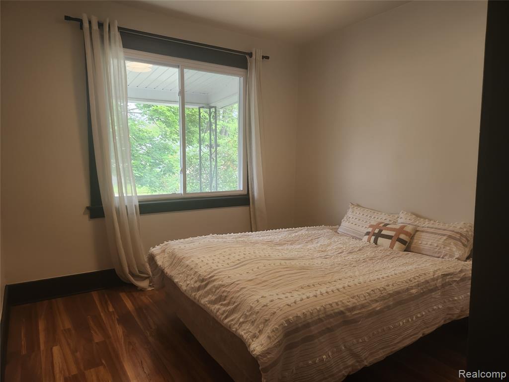428 E Milton Avenue, Hazel Park, MI 48030 — Photo 11
