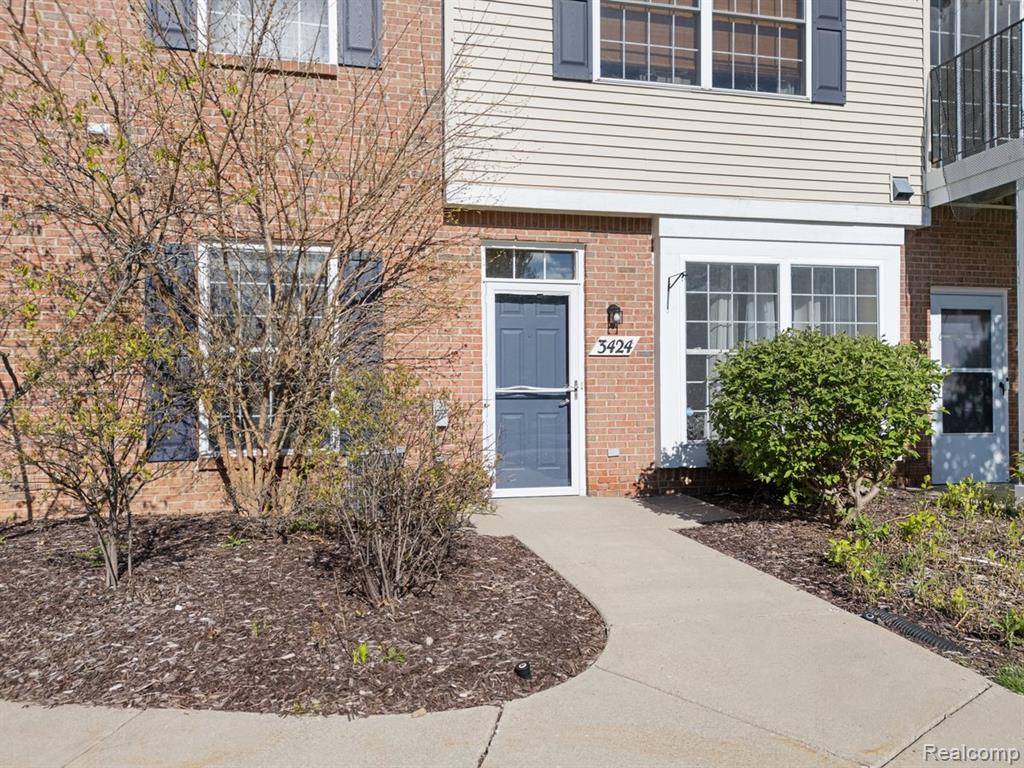 3424 Kneeland Circle, Howell, MI 48843 — Photo 2