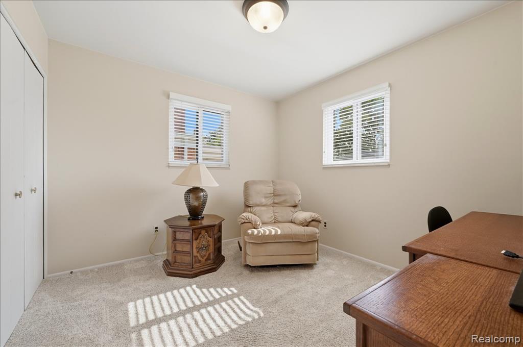 5918 N Lafayette Street, Dearborn Heights, MI 48127 — Photo 16