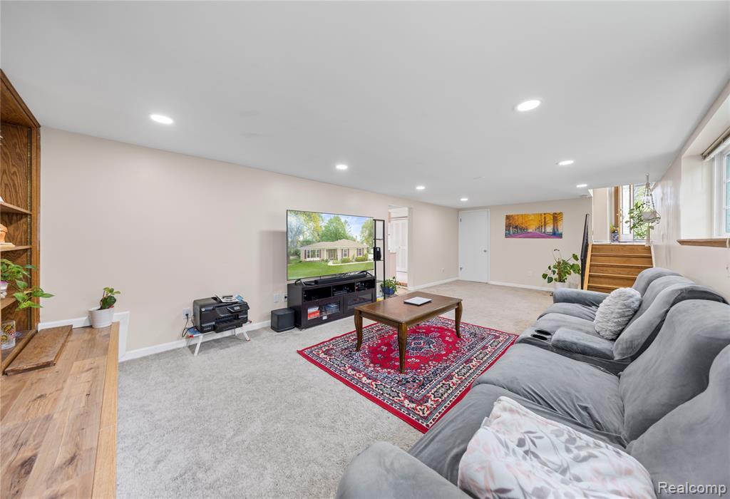 4118 CHERRYWOOD Drive, Troy, MI 48098 — Photo 16