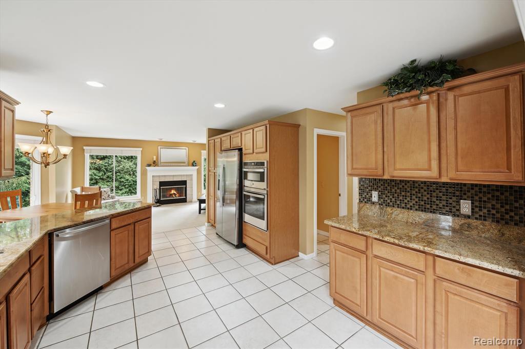5993 Rosewood Parkway, White Lake, MI 48383 — Photo 15
