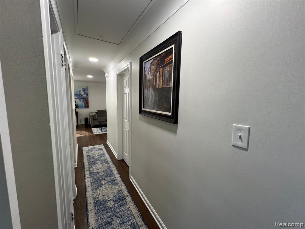 5120 CANTERBURY Lane, Warren, MI 48092 — Photo 18
